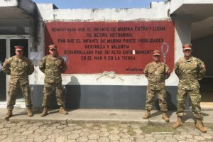 Infantes de Marina imparten clases a la Fuerza de Mar del Ejército de Guatemala