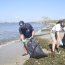 Casi 1 kilo y medio de basura por persona recolectó la dotación de la Esmeralda en Bali