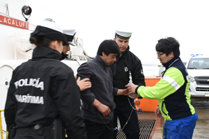 Personal de la Capitanía de Puerto Williams realizó evacuación médica