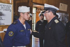 Director de Abastecimiento de la Armada visitó Escuela de Grumetes