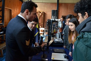 Tercera Zona Naval participa de Feria de Ciencia Explora Conicyt