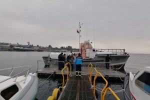 Autoridad Marítima de Calbuco evacuó de urgencia a adulto mayor Autoridad Marítima de Calbuco evacuó de urgencia a adulto mayor