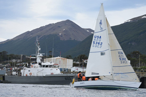 Armada realizó amplio despliegue de seguridad por regata aniversario de Puerto Williams Armada realizó amplio despliegue de seguridad por regata aniversario de Puerto Williams