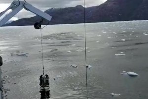 "Cabo de Hornos" apoyó estudio para aumentar la data sobre la marea roja en áreas de difícil acceso "Cabo de Hornos" apoyó estudio para aumentar la data sobre la marea roja en áreas de difícil acceso