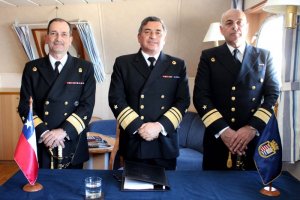 Contraalmirante Yerko Marcic asumió como Comandante en Jefe de la Primera Zona Naval Contraalmirante Yerko Marcic asumió como Comandante en Jefe de la Primera Zona Naval