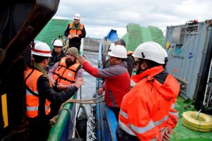 Autoridad Marítima efectuó fiscalización de operaciones de alije entre barcazas Autoridad Marítima efectuó fiscalización de operaciones de alije entre barcazas