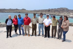 Armada colabora en el aniversario N° 30 de la Reserva Nacional Pingüino de Humboldt