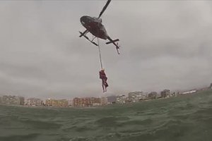 Helicóptero naval rescató a menor de edad en La Serena Helicóptero naval rescató a menor de edad en La Serena