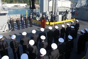 Petrolero "Almirante Montt" cumplió 10 años al servicio de la Armada reabasteciendo las unidades en el mar