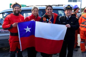 Armada desplegó dispositivo de seguridad ante histórico cruce a nado del Canal Beagle Armada desplegó dispositivo de seguridad ante histórico cruce a nado del Canal Beagle