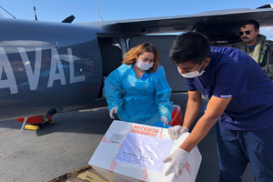 Armada realizó apoyo por Covid-19 para Isla de Pascua y Juan Fernández Armada realizó apoyo por Covid-19 para Isla de Pascua y Juan Fernández