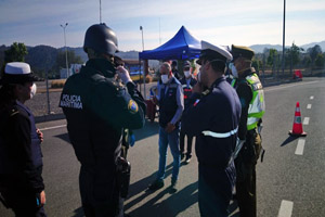 Esfuerzos se concentrarán en mantener el orden público y evitar el aumento de contagios en la Región de Valparaíso Esfuerzos se concentrarán en mantener el orden público y evitar el aumento de contagios en la Región de Valparaíso