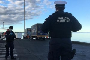 En Chiloé, conductor en estado de ebriedad intentó evadir punto de control y embestir a personal de las Fuerzas Armadas En Chiloé, conductor en estado de ebriedad intentó evadir punto de control y embestir a personal de las Fuerzas Armadas