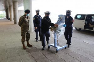 Armada colaboró en el traslado de ventiladores mecánicos desde región del Bío Bío a Metropolitana Armada colaboró en el traslado de ventiladores mecánicos desde región del Bío Bío a Metropolitana