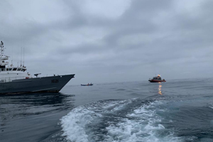 Personal de la Capitanía de Puerto de Quintero rescató a tripulantes de embarcación a la deriva Personal de la Capitanía de Puerto de Quintero rescató a tripulantes de embarcación a la deriva