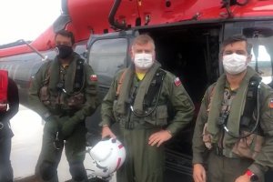 Helicóptero Naval rescató a hombre que cayó a estero en Quilpué Helicóptero Naval rescató a hombre que cayó a estero en Quilpué