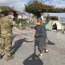 Servidores de la Cuarta Zona Naval sanitizan plaza Slava y entregan elementos de protección personal