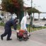 Servidores de la Cuarta Zona Naval sanitizan plaza Slava y entregan elementos de protección personal