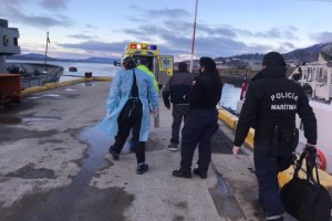 Evacuación médica de tripulante pesquero en Canal Beagle Evacuación médica de tripulante pesquero en Canal Beagle