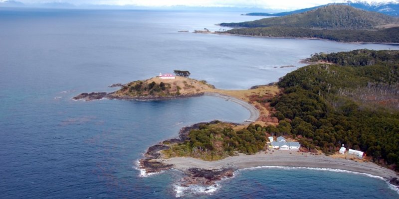 Faro San Isidro: Historia a Orillas Del Estrecho de Magallanes