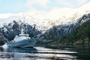 Lancha de Servicio General "Punta Arenas" cumplió 18 años de servicio en la Armada