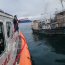 Armada apoyó incendio de lancha a motor Manutara