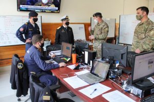 Comandante en Jefe de la Escuadra se reúne con personal Escuadra destinado en apoyo JEDENA Valparaíso Comandante en Jefe de la Escuadra se reúne con personal Escuadra destinado en apoyo JEDENA Valparaíso