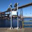 Profesionales del SHOA reinstalaron estación del nivel mar de Huasco