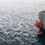 Nadadores de rescate realizan entrenamiento en Puerto Williams