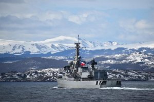 Fragata "Almirante Blanco Encalada" realiza operación de vigilancia oceánica en Islas Diego Ramírez y Cabo de Hornos Fragata "Almirante Blanco Encalada" realiza operación de vigilancia oceánica en Islas Diego Ramírez y Cabo de Hornos