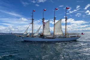 Tercera Zona Naval da inicio a conmemoración de los 500 años del descubrimiento del Estrecho de Magallanes con 21 salvas de cañones Tercera Zona Naval da inicio a conmemoración de los 500 años del descubrimiento del Estrecho de Magallanes con 21 salvas de cañones