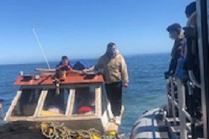 Capitanía de Puerto de Talcahuano colaboran en el control de la cuarentena en la comuna de Coronel