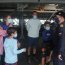Petrolero Montt rescató a 6 personas tras volcarse yate en la bahía de Panamá
