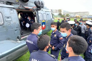 Escuadrón de helicópteros de ataque HA-1 realiza visita profesional en la Escuela Naval “Arturo Prat”