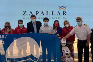Playa Cachagua recibe certificación Blue Flag Playa Cachagua recibe certificación Blue Flag