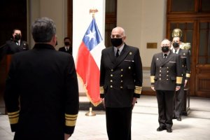 Vicealmirante Juan Andrés De La Maza Larraín asume como Jefe del Estado Mayor General de la Armada Vicealmirante Juan Andrés De La Maza Larraín asume como Jefe del Estado Mayor General de la Armada