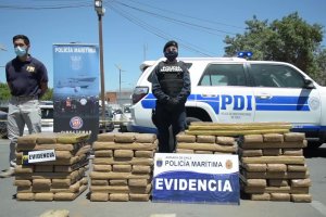 Operativo conjunto detectó más de 3.5 toneladas de marihuana en el puerto de San Antonio Operativo conjunto detectó más de 3.5 toneladas de marihuana en el puerto de San Antonio