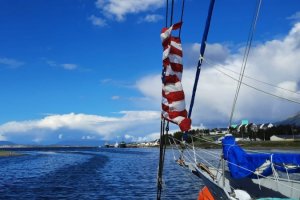 Armada activa dispositivo de asistencia integral para yate estadounidense que recaló en Puerto Williams Armada activa dispositivo de asistencia integral para yate estadounidense que recaló en Puerto Williams