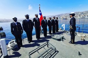 "Aquí encontré lo que yo quería", Teniente 1° Litoral Alejandra Basai, Comandante LSG "Valparaíso" "Aquí encontré lo que yo quería", Teniente 1° Litoral Alejandra Basai, Comandante LSG "Valparaíso"
