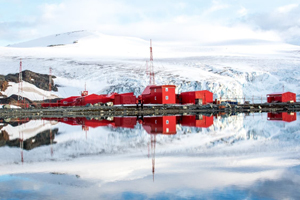 Base Naval Arturo Prat: 74 años liderando la soberanía en la Antártica