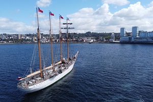 Buque Escuela Esmeralda volvió a recalar a Puerto Montt tras casi cuatro décadas Buque Escuela Esmeralda volvió a recalar a Puerto Montt tras casi cuatro décadas