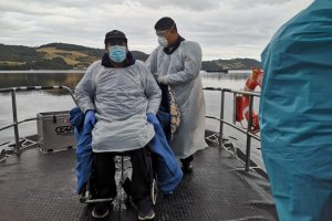 Con éxito se realizó evacuación médica de urgencia desde Isla Quehui a Castro Con éxito se realizó evacuación médica de urgencia desde Isla Quehui a Castro