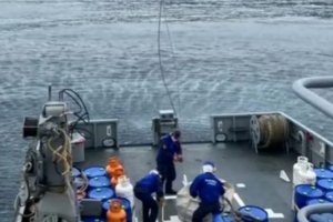 Patrullero "Contramaestre Ortiz" relevó dotación de Faro Guafo tras cuatro meses de aislamiento Patrullero "Contramaestre Ortiz" relevó dotación de Faro Guafo tras cuatro meses de aislamiento