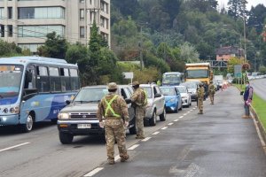Armada colabora en fiscalización sanitaria en 11 puntos de control fijo del Gran Concepción Armada colabora en fiscalización sanitaria en 11 puntos de control fijo del Gran Concepción