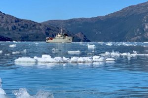 Patrullero "Cabrales" actualizó cartas náuticas en sector de Campos de Hielo Sur