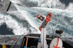 Cuarta Zona Naval evacuó tripulante desde motonave en altamar Cuarta Zona Naval evacuó tripulante desde motonave en altamar