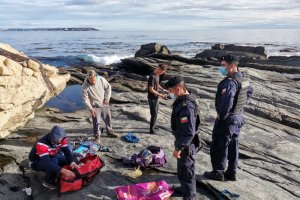 Un total de 45 kilos de locos fueron incautados en el sector de El Tebo Un total de 45 kilos de locos fueron incautados en el sector de El Tebo