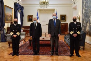 Vicealmirante Juan Andrés De La Maza Larraín fue designado como futuro Comandante en Jefe de la Armada Vicealmirante Juan Andrés De La Maza Larraín fue designado como futuro Comandante en Jefe de la Armada