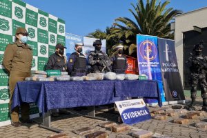 Policía Marítima incautó 123 kilos de droga transportada por mar desde Perú