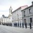 Izamiento del Pabellón Nacional en plaza de armas de Punta Arenas